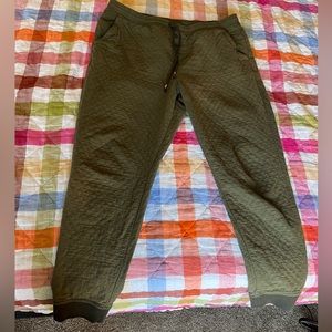 Quilted green REI Collective pants size XL